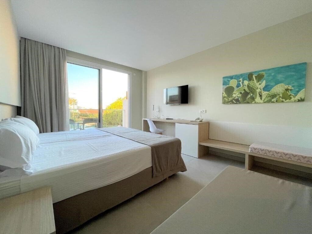 Fotografie Bakour Garbi Cala Millor (ex. Garbi Cala Millor) 4*