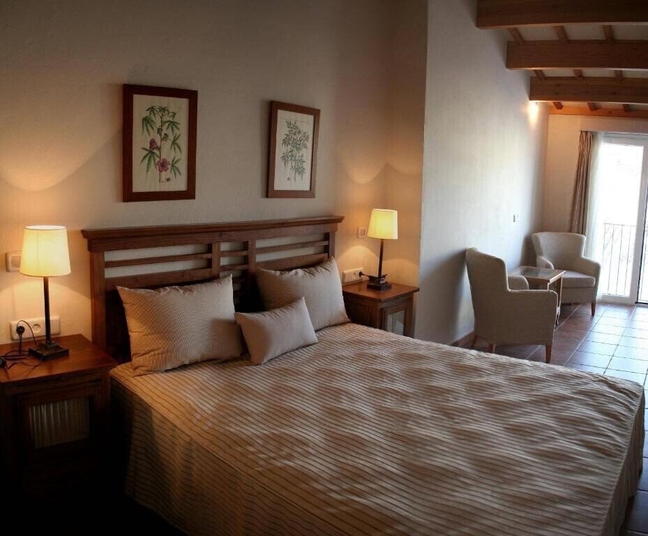 Fotografie Hotel Es Mercadal 3*