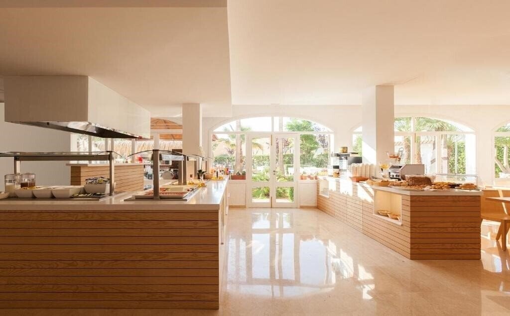 Imaginea Sol Alcudia Apartamentos 3*