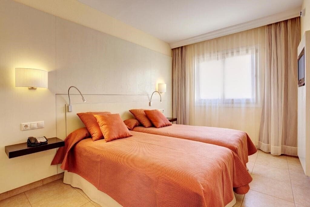 Фото Grupotel Tamariscos 3*