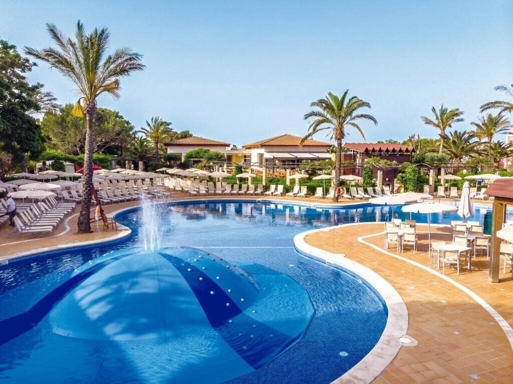 Hotel Zafiro Menorca 4*