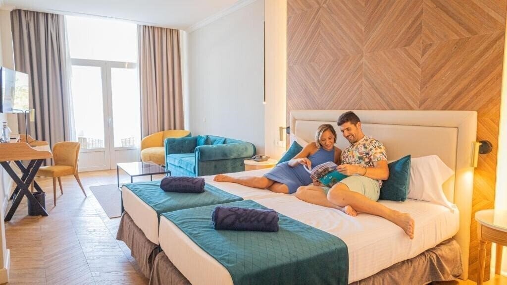 Fotografie Port Mahon 4*