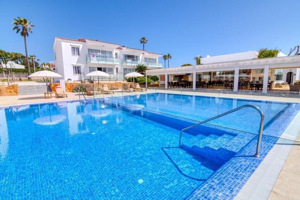 Imaginea Naranjos Resort Menorca 3*