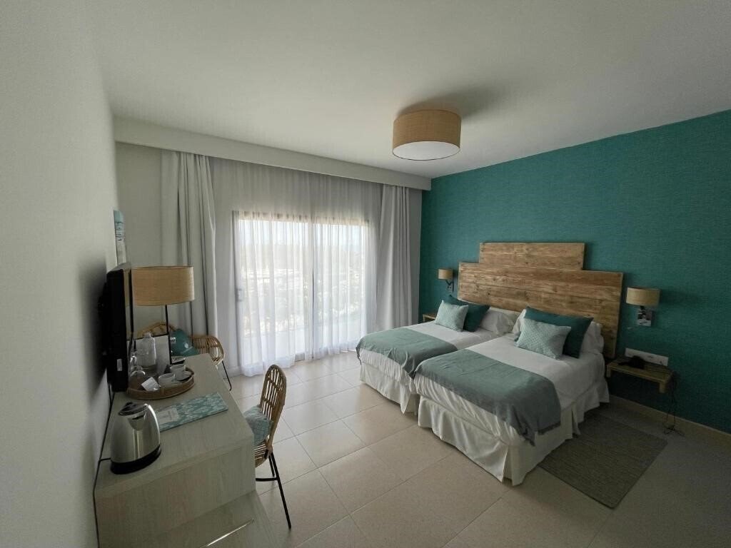 Imaginea Hotel Playa Santandria 3*