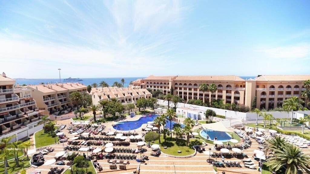 Hotel Family Garden Compostela Beach 3*