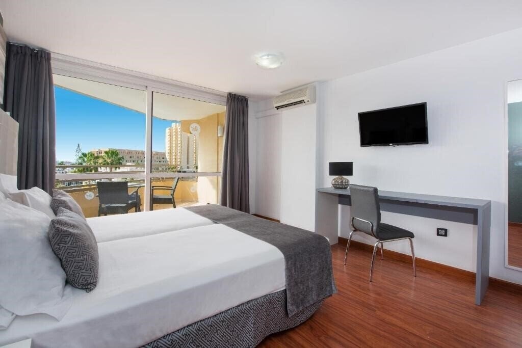 Imaginea Iberostar Ole Tropical Tenerife 4*