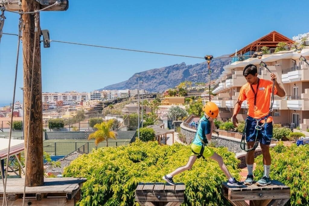 Imaginea Be Live Family Costa Los Gigantes (ex. Luabay Costa Los Gigantes) 4*