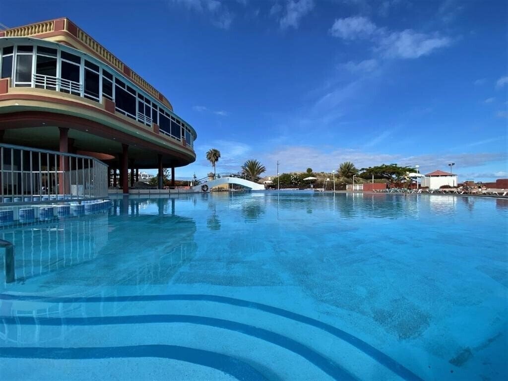 Hotel Laguna Park II 2*