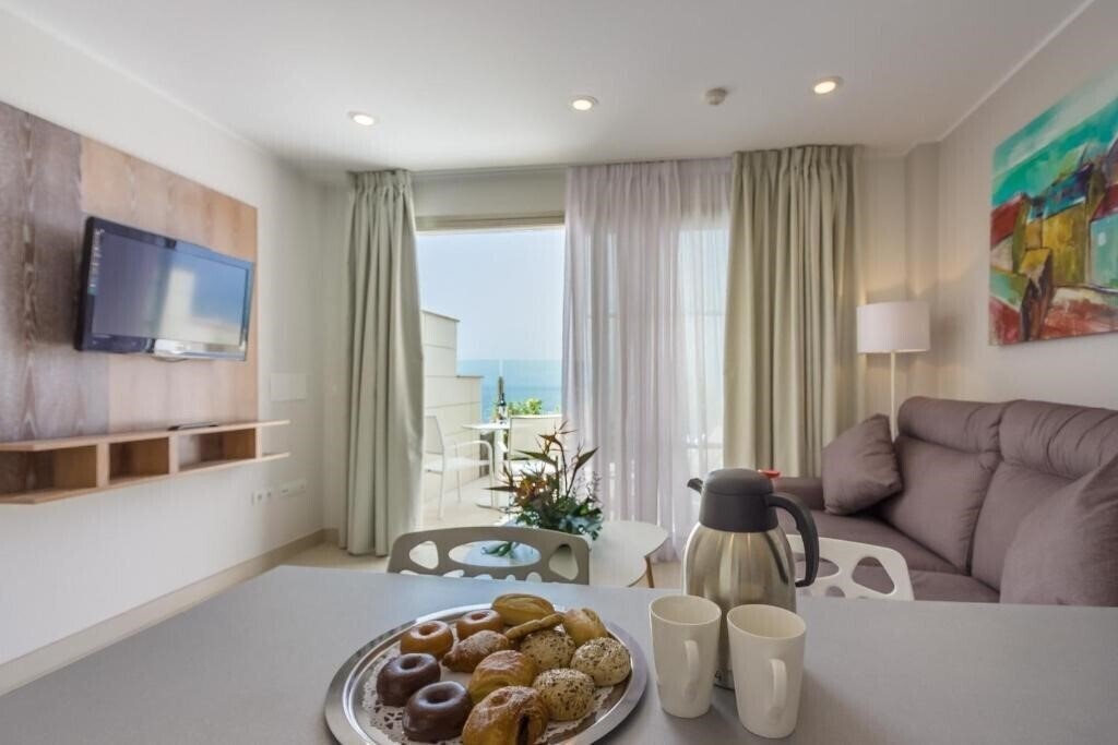 Imaginea Ibh Diamond Apartments 3*