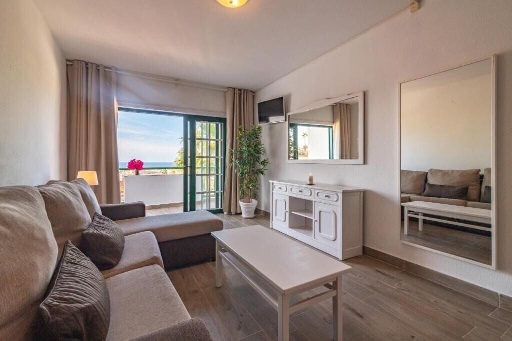 Imaginea Aparthotel Neptuno 3*
