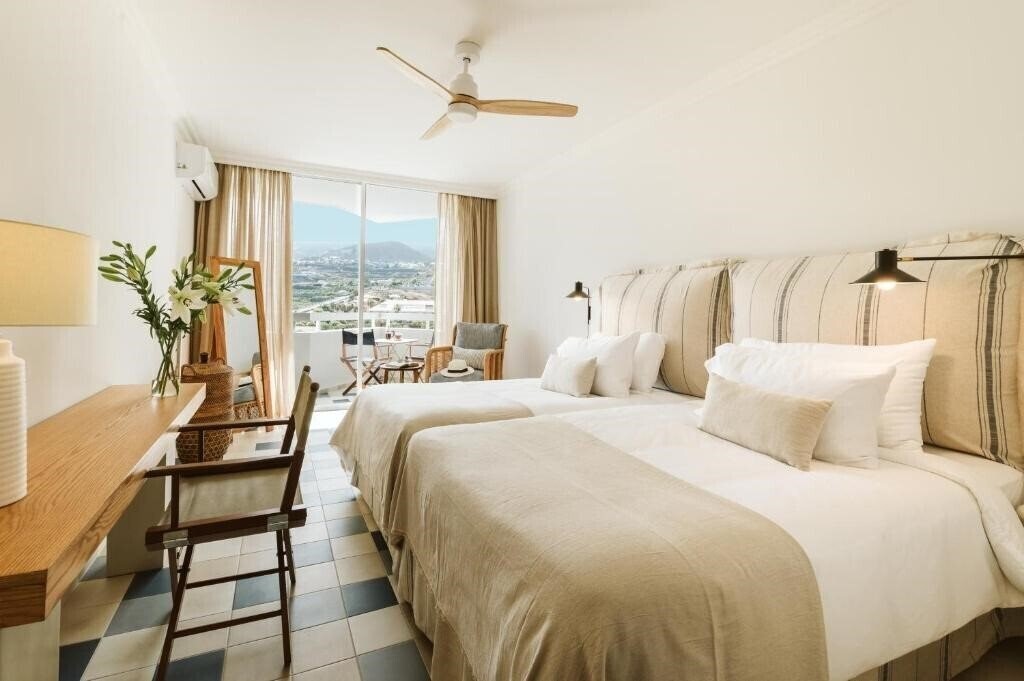 Imaginea Maritim Hotel Tenerife 4*