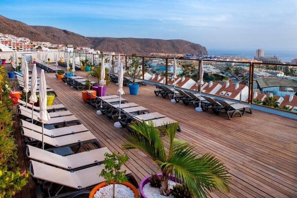 Imaginea Paradise Park Fun Lifestyle Hotel 4*