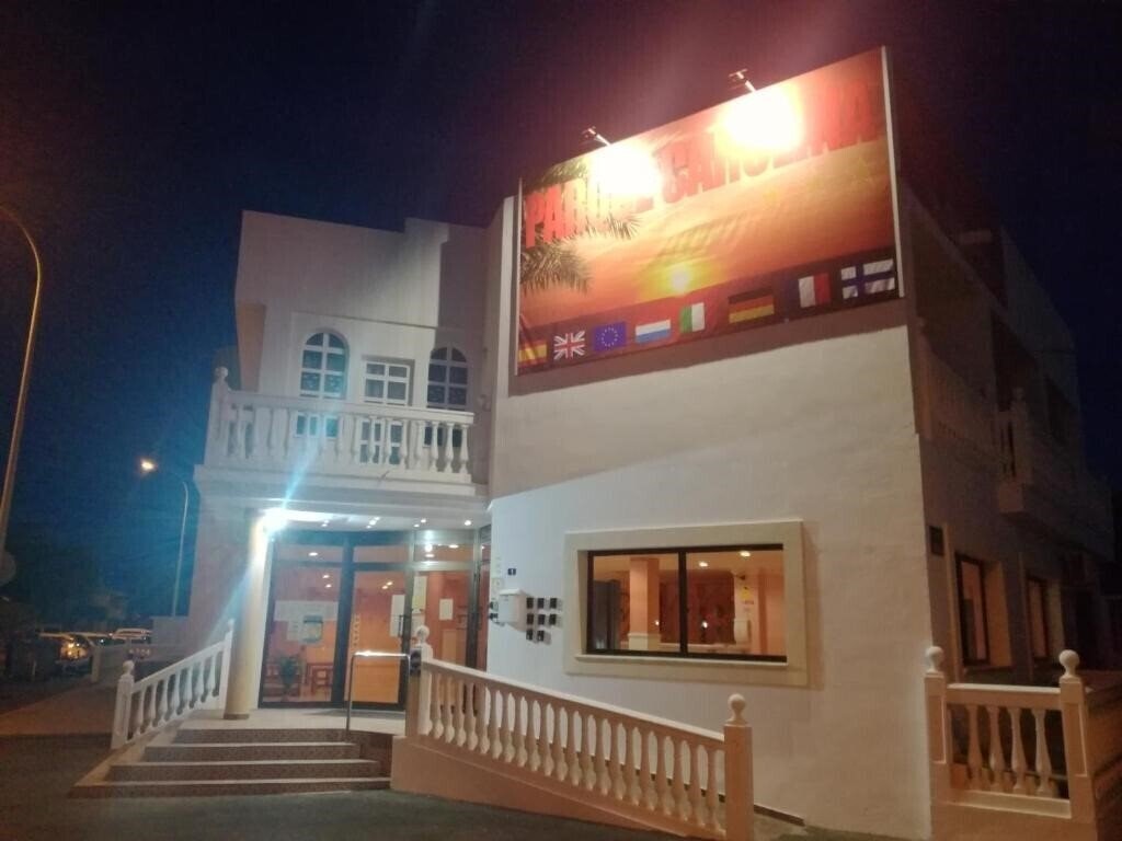 Imaginea Parque Carolina отель без категории