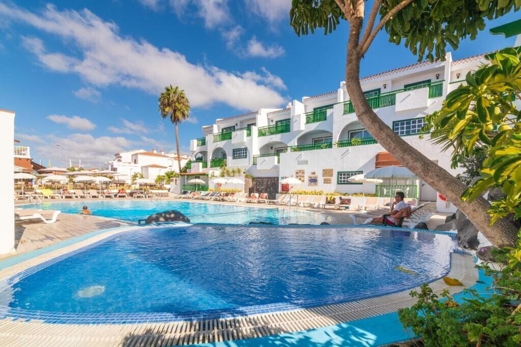 Hotel Neptuno (Costa Adeje) 3*