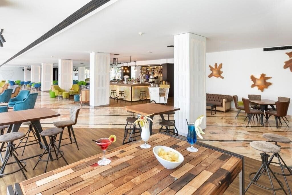 Imaginea Alexandre La Siesta (ex. La Siesta Tenerife) 4*