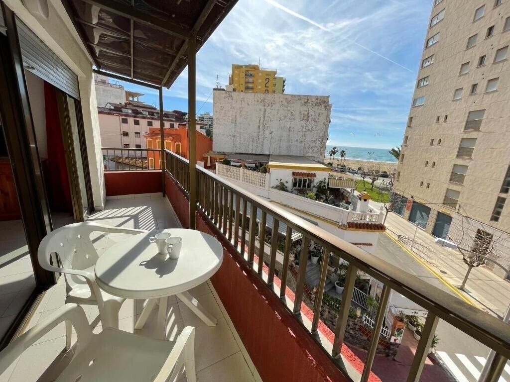 Отель Apartamentos Oropesa Playa 3000 3*