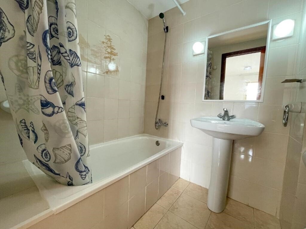 Fotografie Neptuno Oropesa 3000 3*