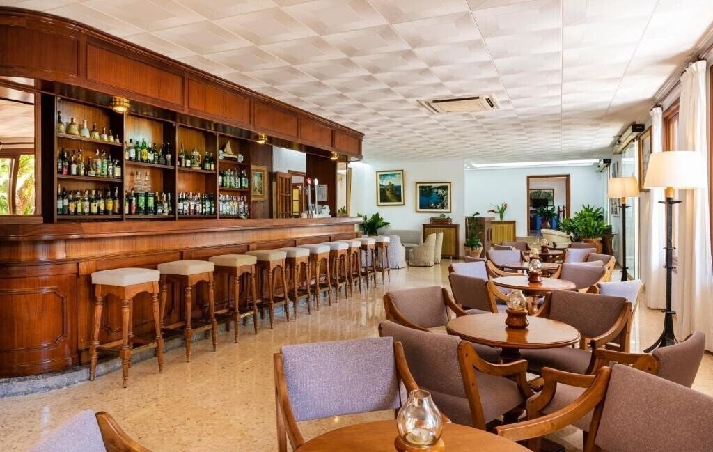 Imaginea Gaya Hotel 3*