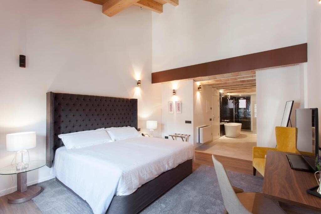 Imaginea Bosch Boutique 4*