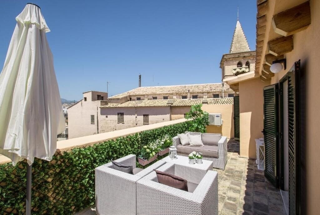 Hotel Confraria Singular Suites 4*