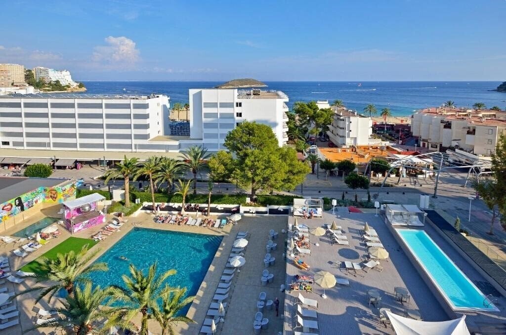 Отель Sol Beach House Mallorca 4*