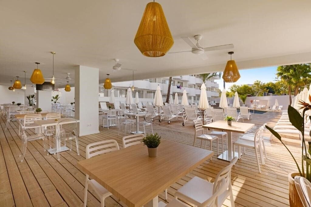 Imaginea Lively Mallorca 3*