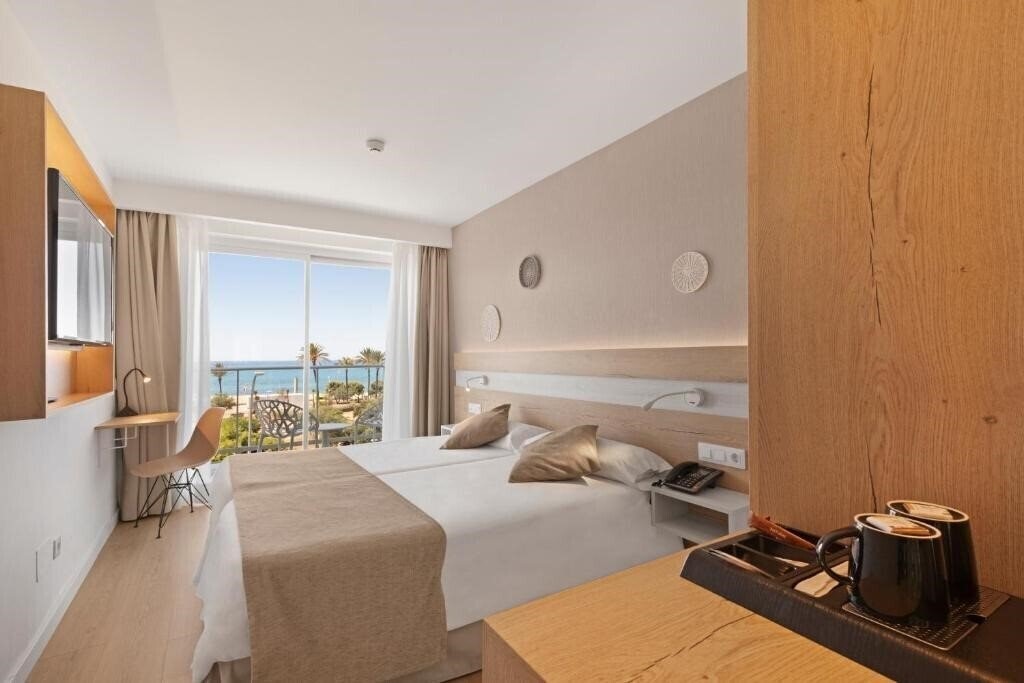 Fotografii Sant Jordi Hotel 3*