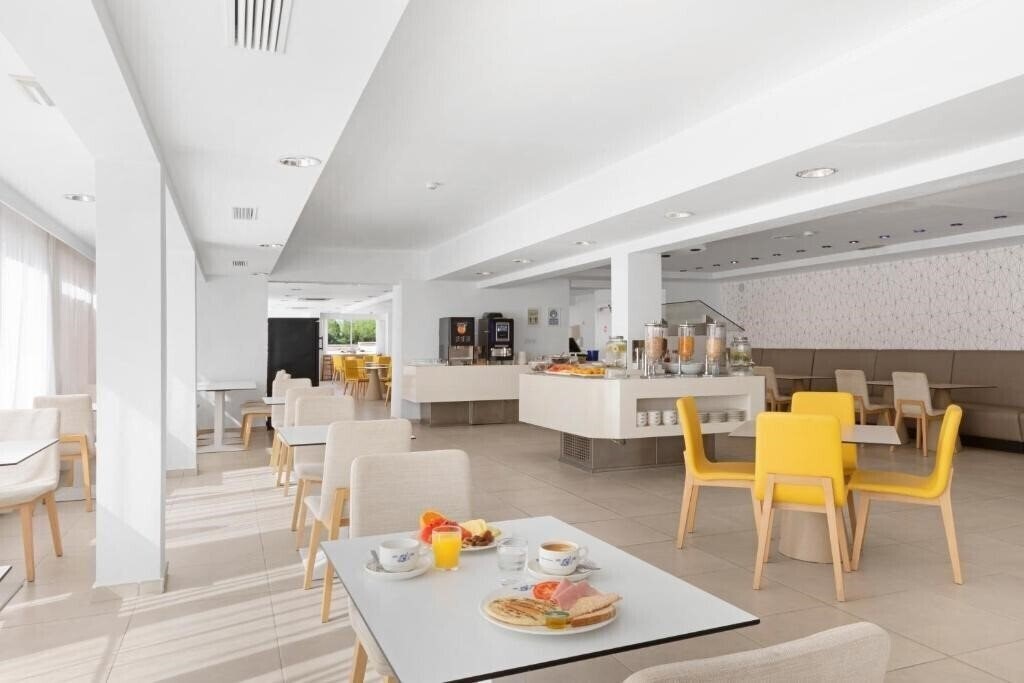Imaginea Sant Jordi Hotel 3*