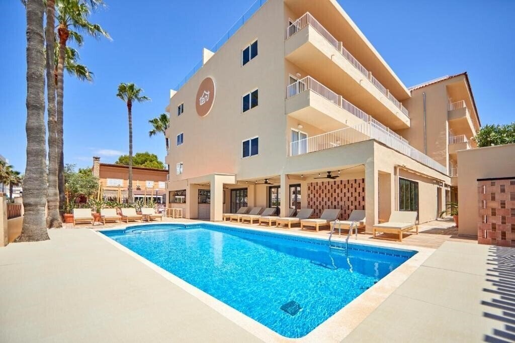 Hotel Capi Playa 3*