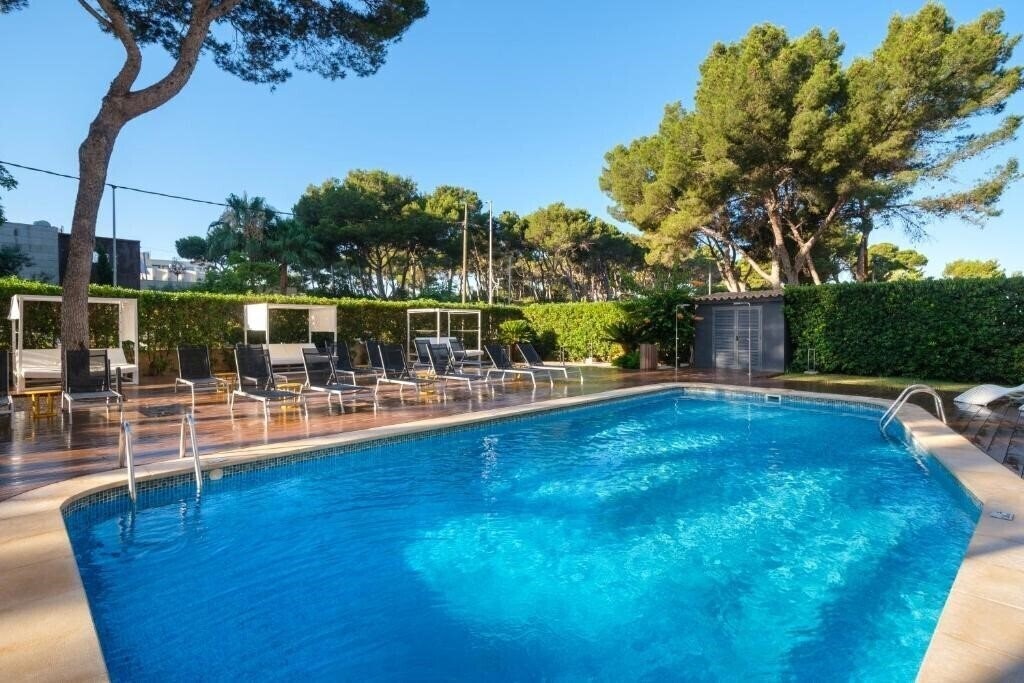 Hotel Tres Torres 2*