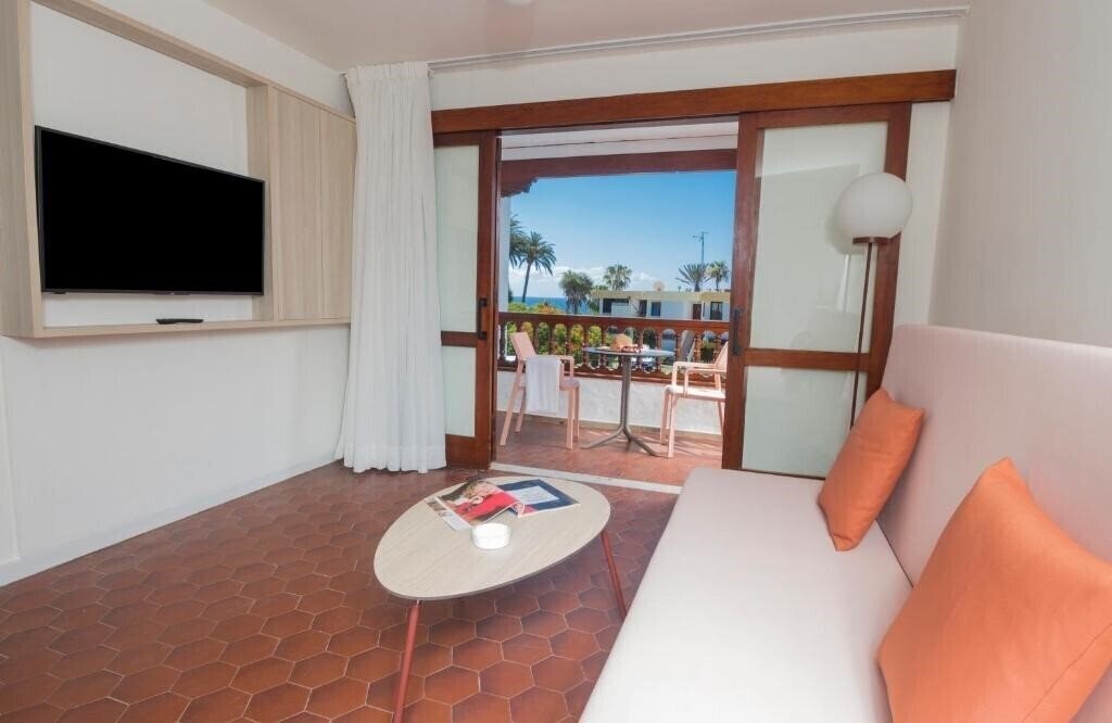 Imaginea Alsol Las Orquideas 2*