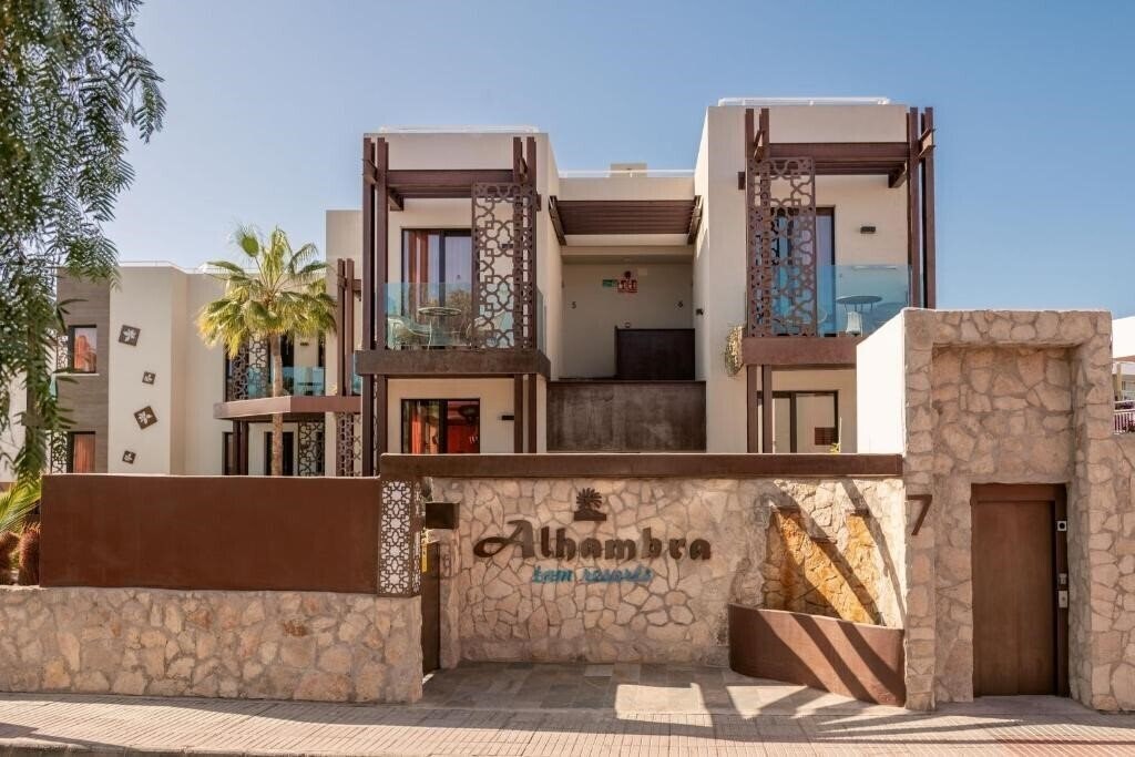 Fotografii Alhambra Boutique Apartamentos 3*