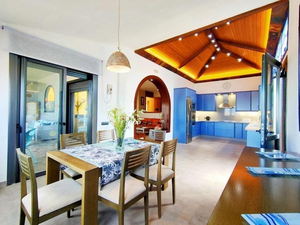 Imaginea Anais Villa 3*