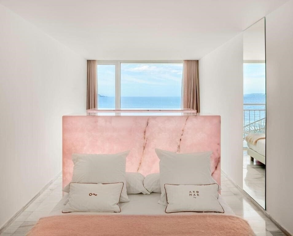 Отель Aromar 4*