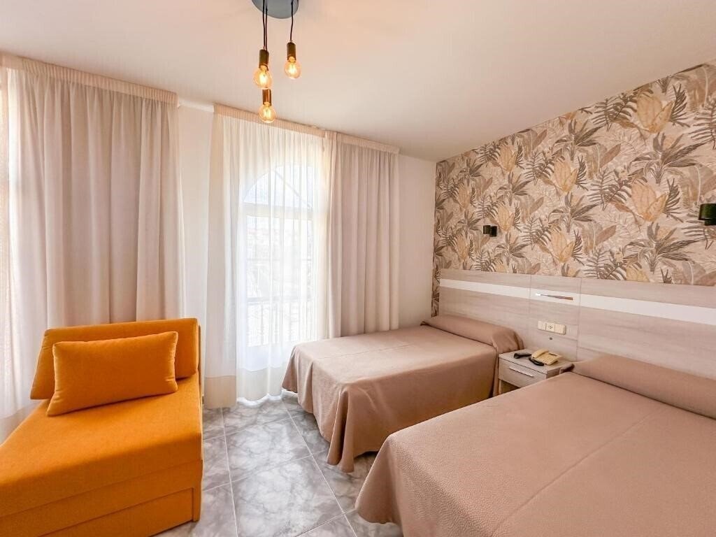 Hotel Florida Mar 2*