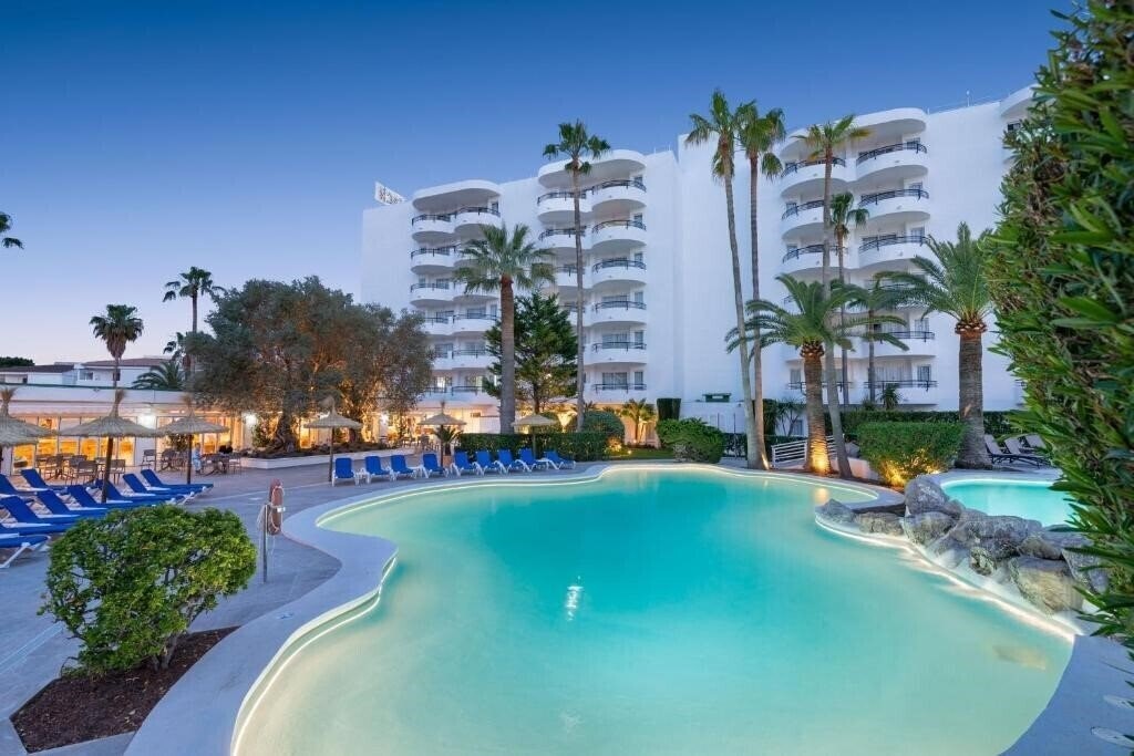 Hotel Aparthotel Alcudia Beach 3*