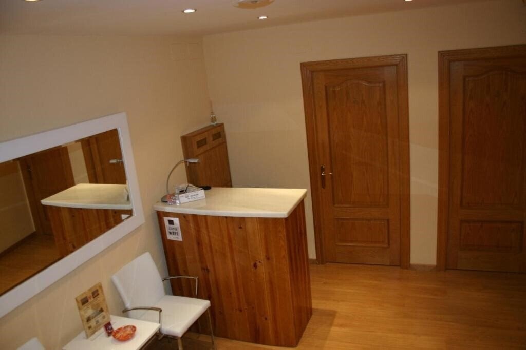 Фото Hostal Hispanico I 2*