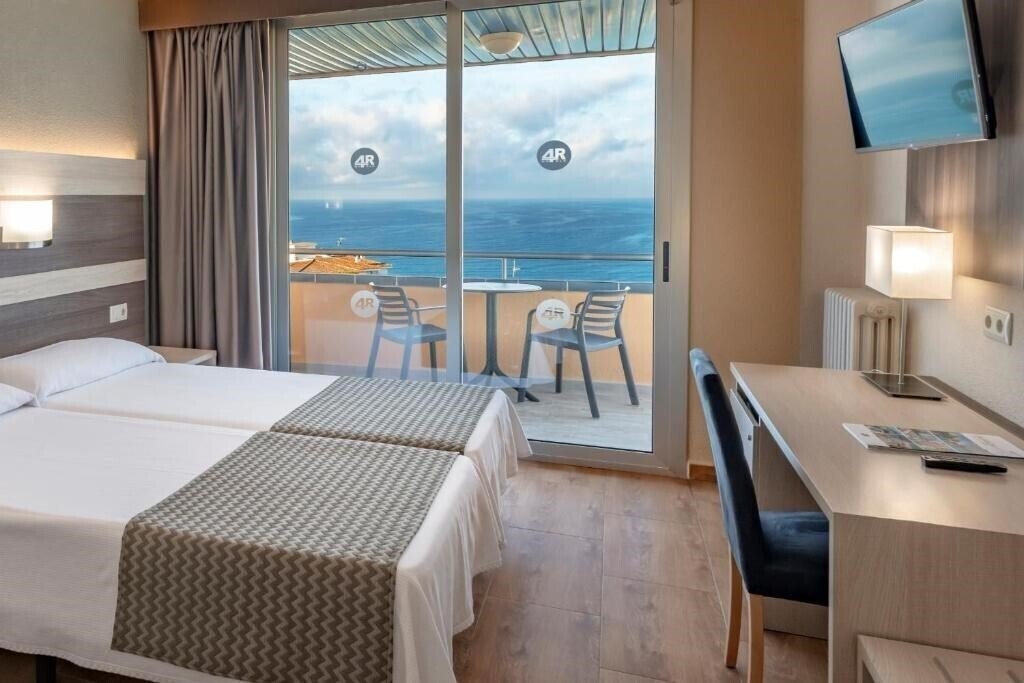 Фото 4R Playa Park 3*