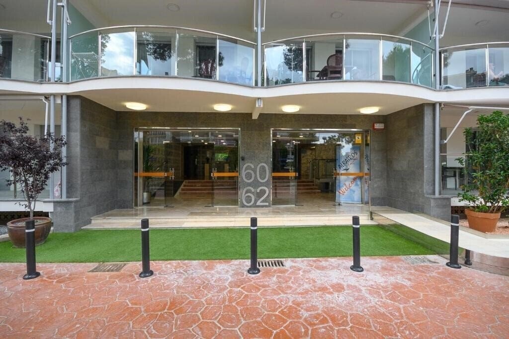 Изображение Albatros Family 3*