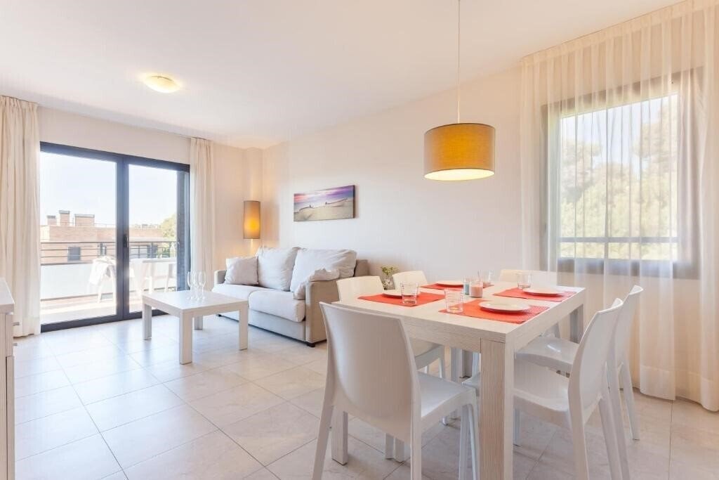 Imaginea Pierre & Vacances Salou Apt 4*