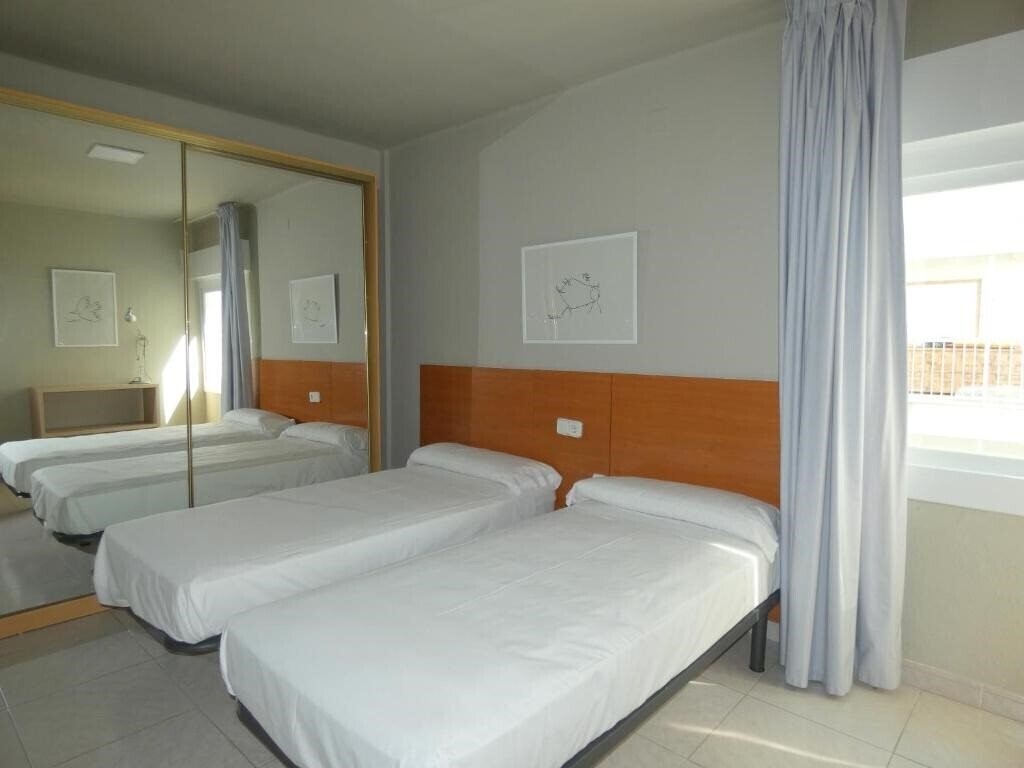 Фото Acantilados Playa Salou 3*