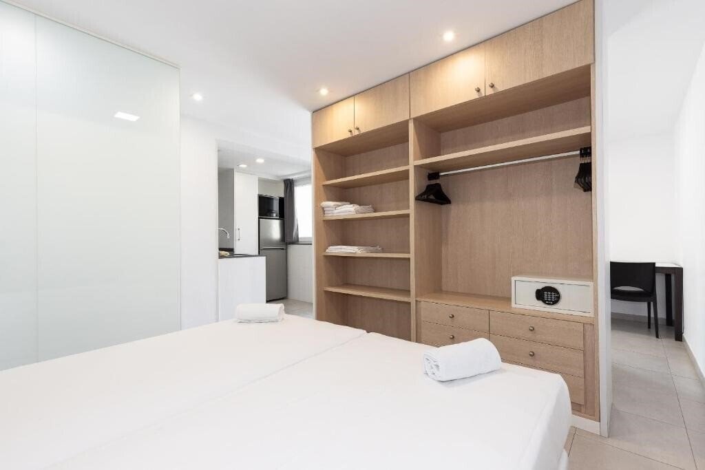 Fotografii Rentalmar Aries Plus 3*