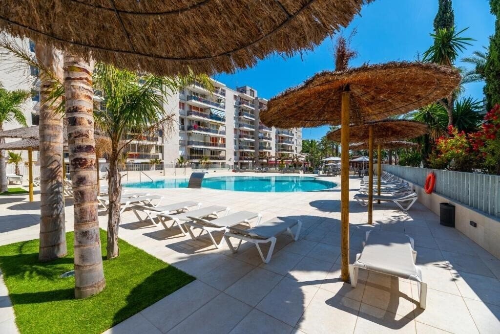 Fotografii Navarra Suites Apartamentos 3*