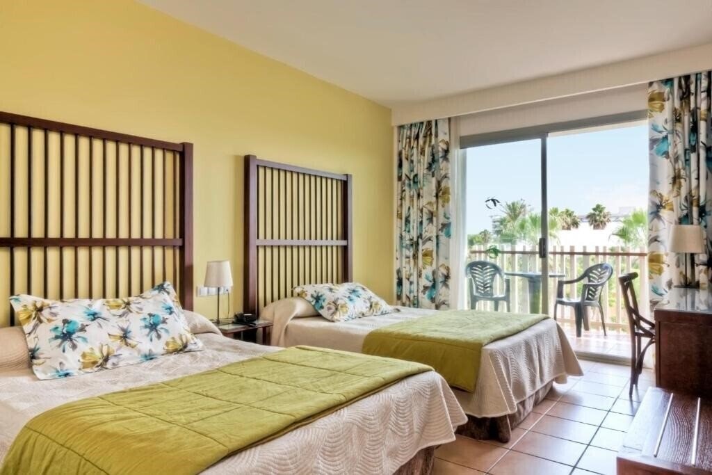 Fotografie Caribe Resort 4*