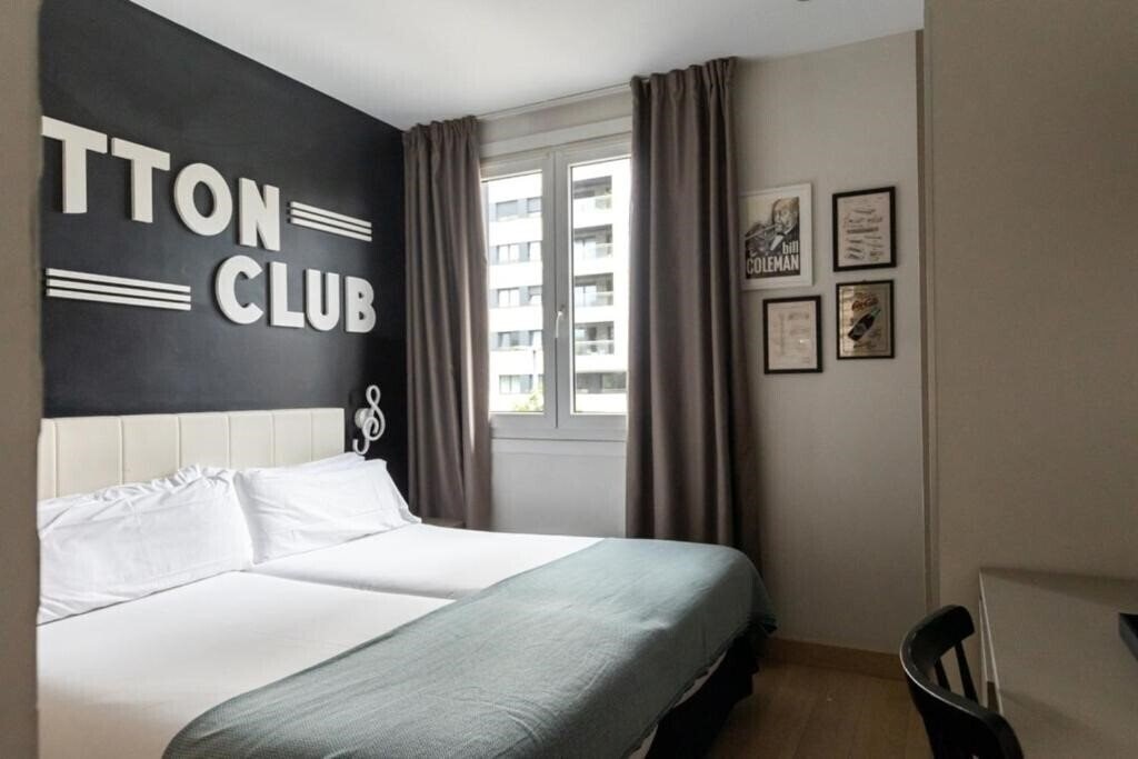 Hotel Casual Del Jazz San Sebastian 2*