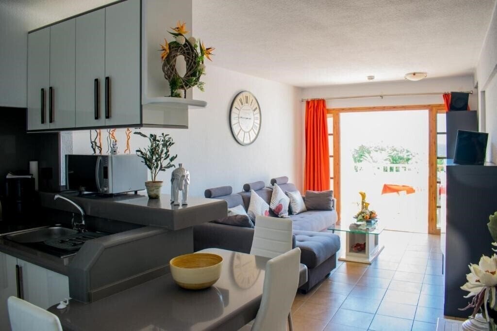 Imaginea Aparthotel Los Geranios 3*