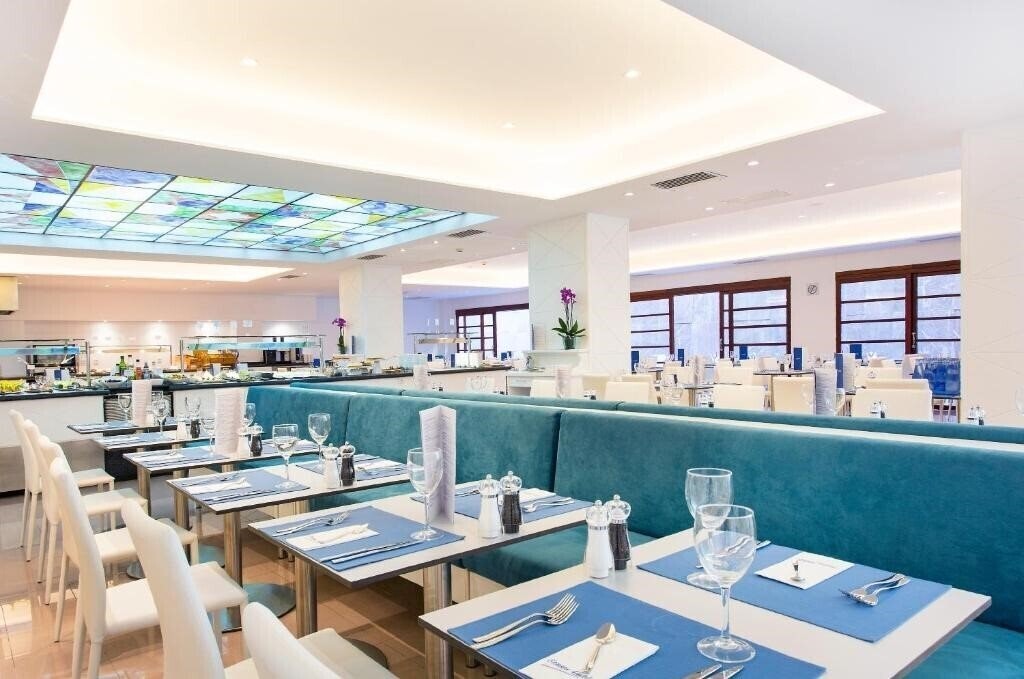 Imaginea Reverence Life Hotel (Adults Only +16 Y.O.) (ex. Senses Santa Ponsa) 4*