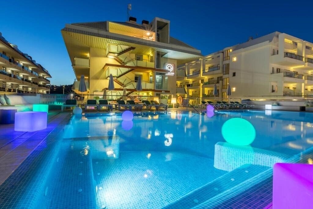 Картинка Odissea Park 4*
