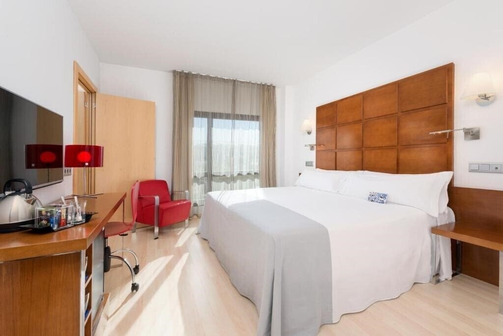 Hotel Tryp Zaragoza Hotel 4*