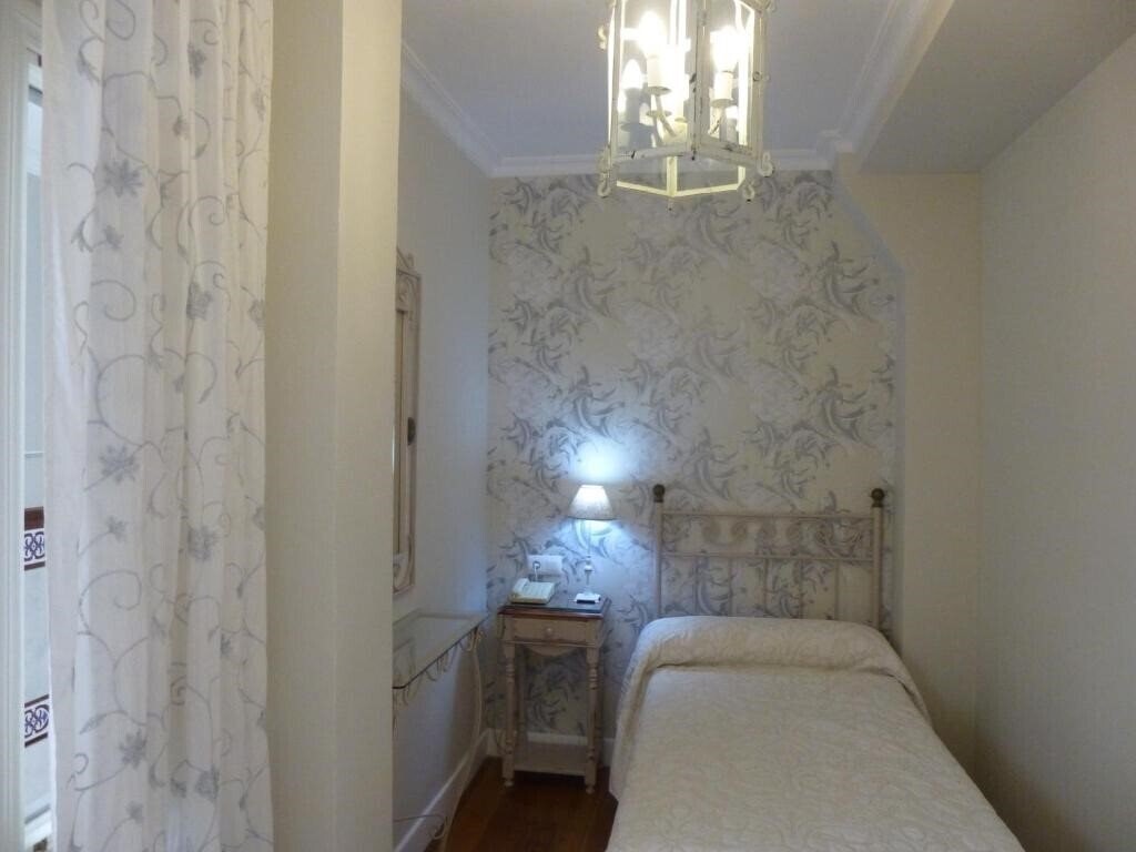 Fotografii Le Petit Paris 2*